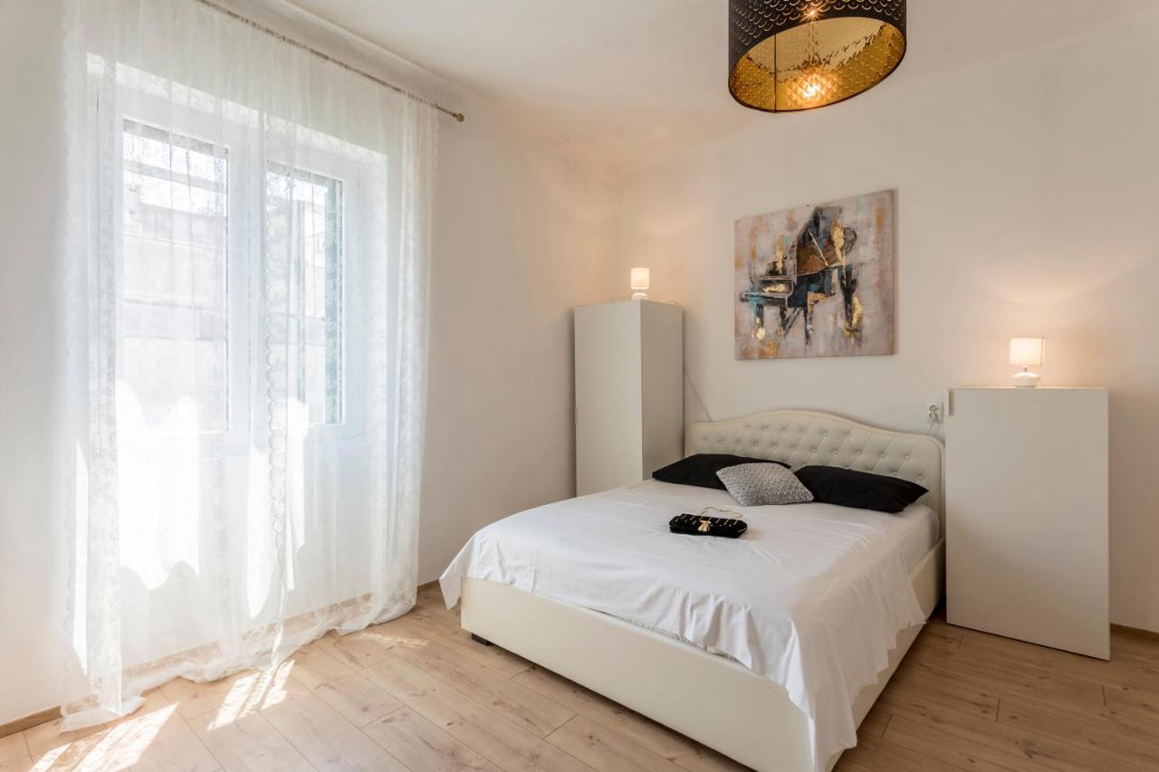 Apartment Vito Split Bagian luar foto